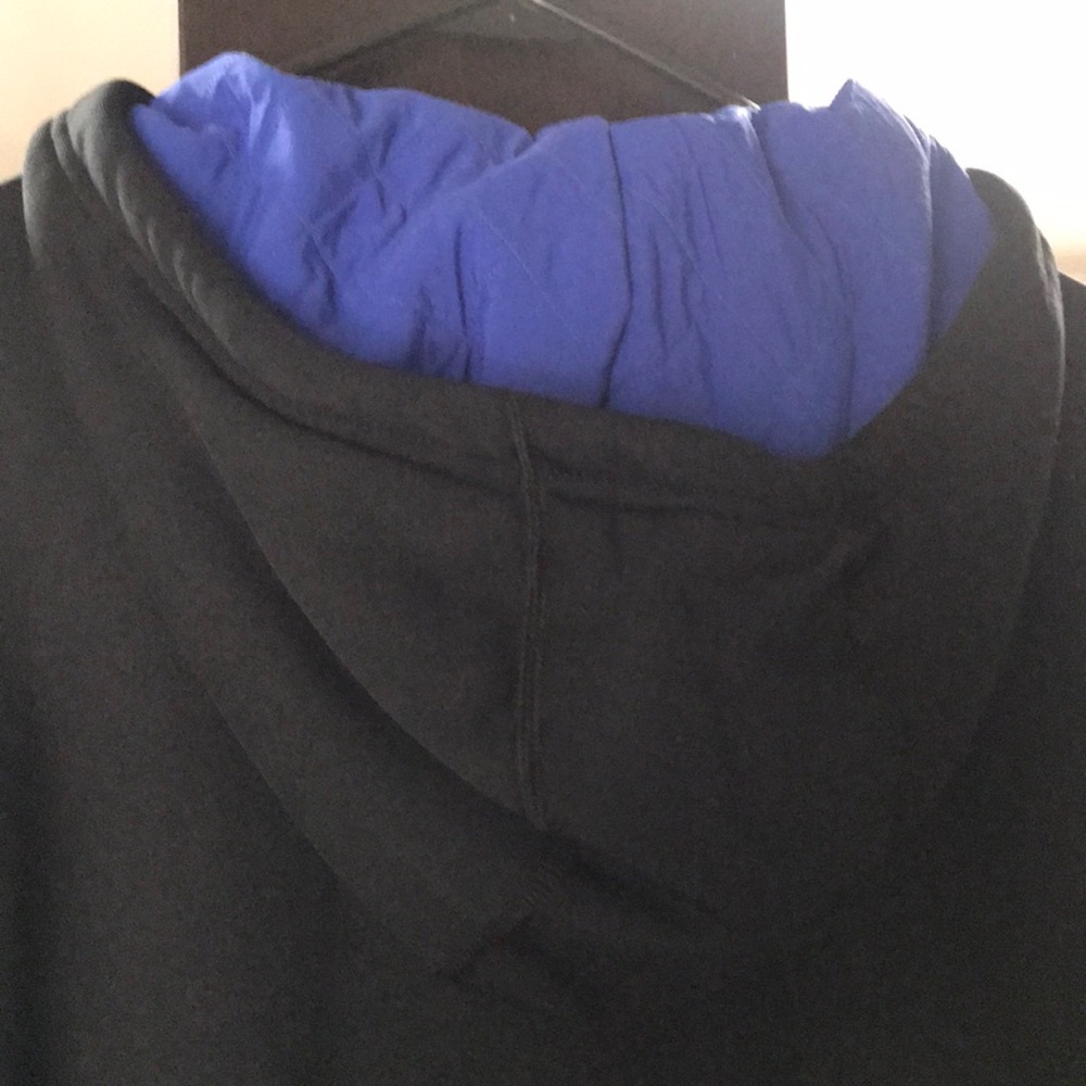 Size Small Vineyard Vines Jacket - image 5